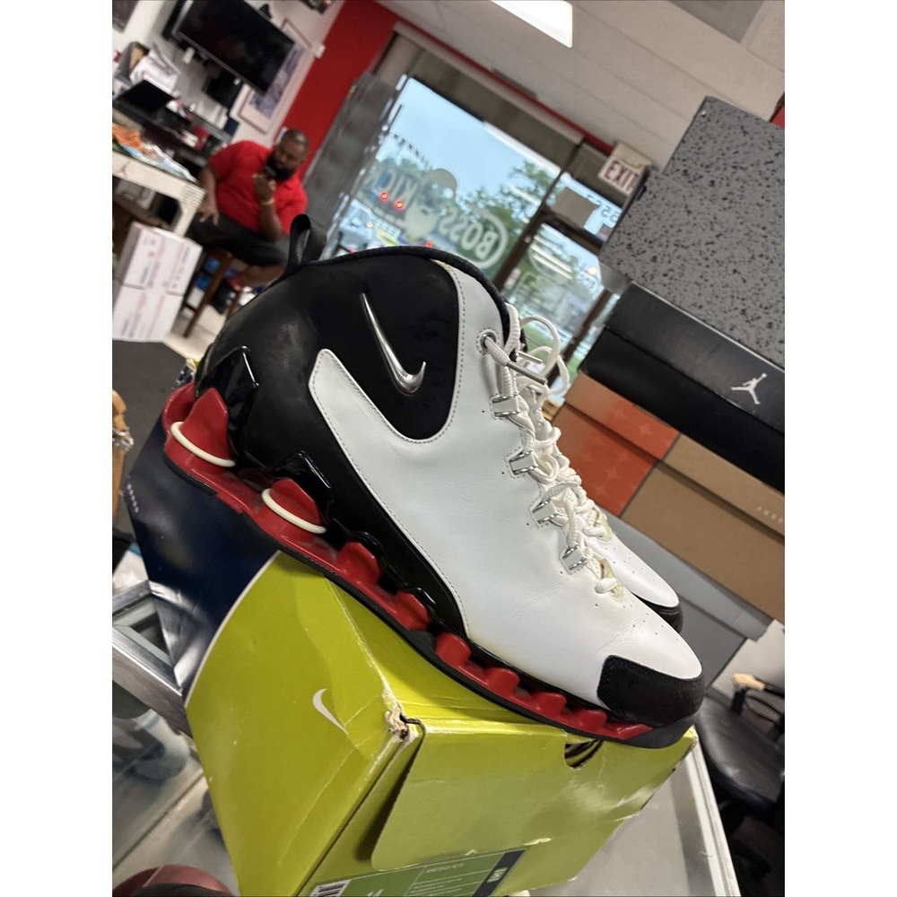 NIKE SHOX VC 3 III VINCE CARTER Withe/Black/Red Mens 307111-102 SZ 14 Used